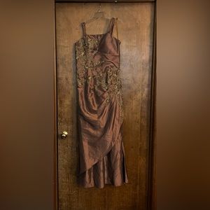 Night dress, sleeveless, copper color with beads ,maxi